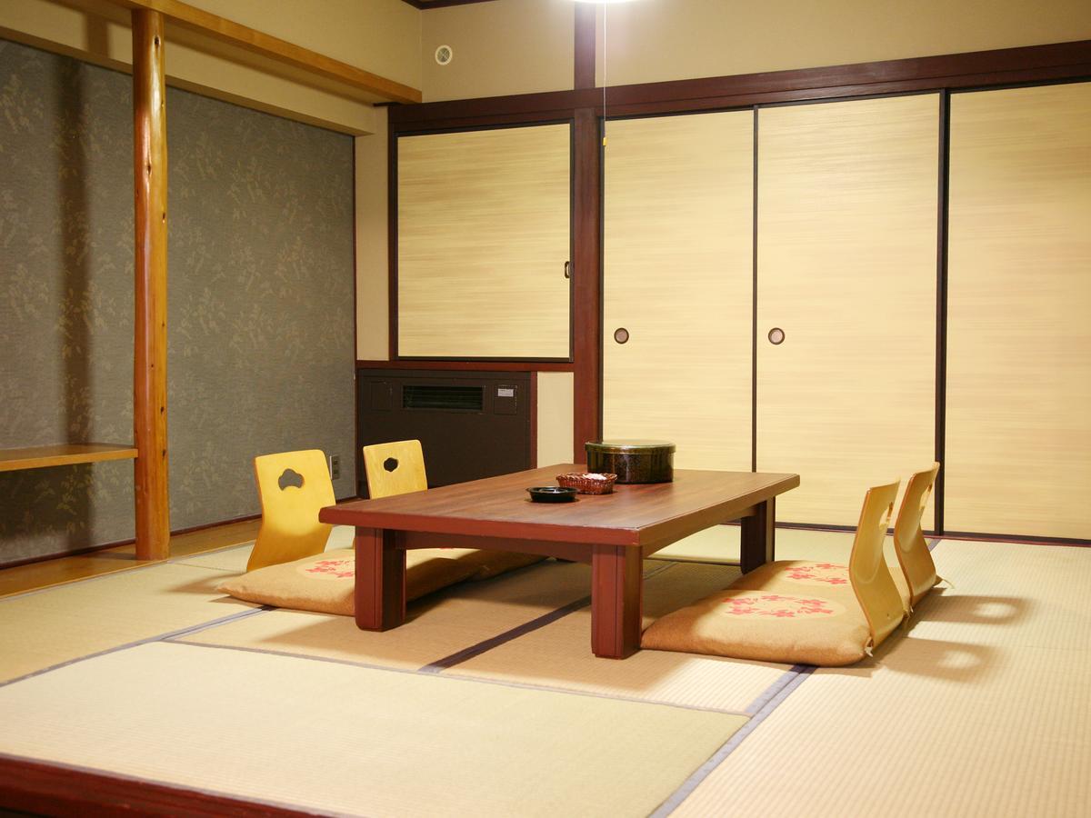 Hotel Kirishima Castle Екстер'єр фото